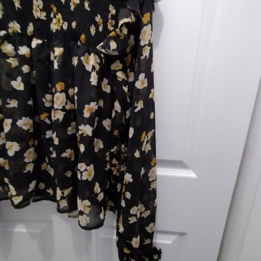 O.P.T. Floral Ruffle Neck Blouse Large Black Sheer Long Sleeve Romantic Top - Picture 6 of 15